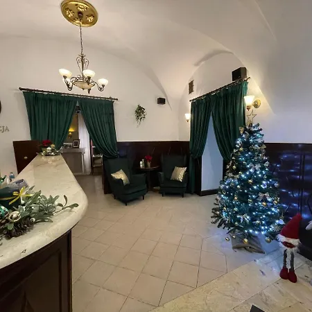 Great Polonia Old Town Aparthotel