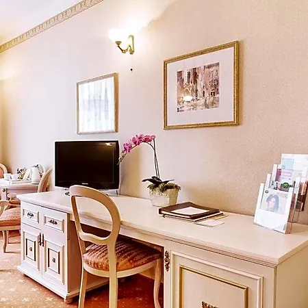 Great Polonia Old Town 公寓式酒店 4*