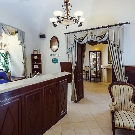 Great Polonia Old Town Lägenhetshotell 4*